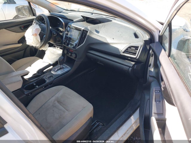 44962210 :رقم المزاد ، 4S3GKAD67L3615614 vin ، 2020 Subaru Impreza Premium مزاد بيع