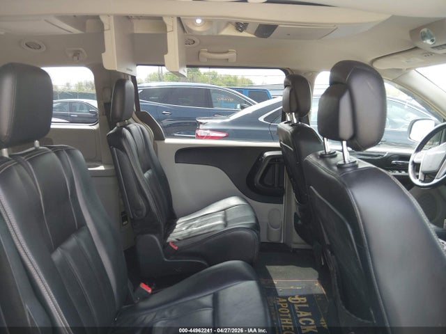 2014 Chrysler Town & Country Touring მანქანა იყიდება აუქციონზე, vin: 2C4RC1BG8ER381401, აუქციონის ნომერი: 44962241