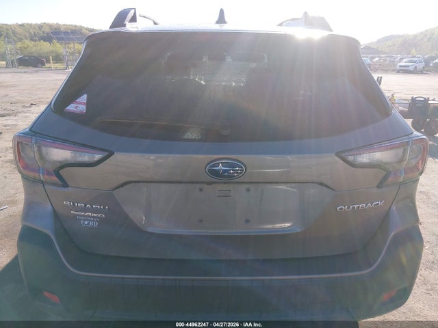 44962247 :رقم المزاد ، 4S4BTADCXP3161289 vin ، 2023 Subaru Outback Premium مزاد بيع