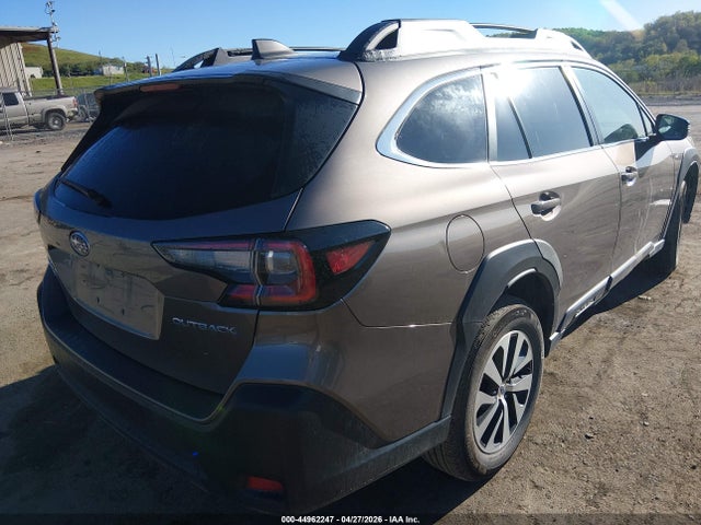 44962247 :رقم المزاد ، 4S4BTADCXP3161289 vin ، 2023 Subaru Outback Premium مزاد بيع