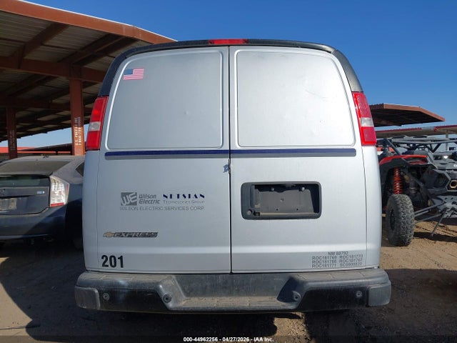1GCWGAFPXM1201307 Chevrolet Express Cargo Rwd 2500 Regular Wheelbase Wt