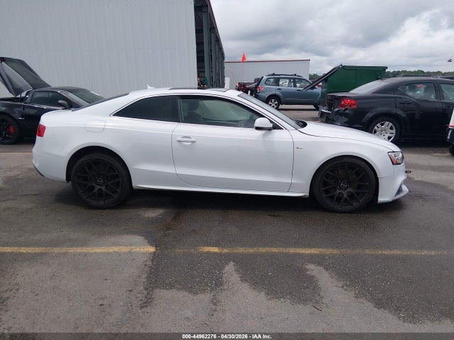 2016 Audi A5 2.0t Premium მანქანა იყიდება აუქციონზე, vin: WAUM2AFRXGA032821, აუქციონის ნომერი: 44962276