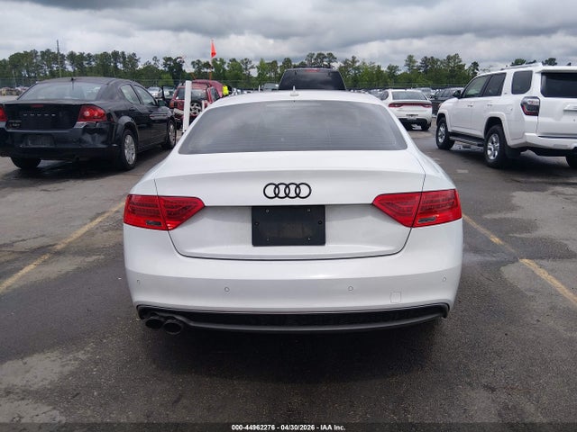 2016 Audi A5 2.0t Premium მანქანა იყიდება აუქციონზე, vin: WAUM2AFRXGA032821, აუქციონის ნომერი: 44962276