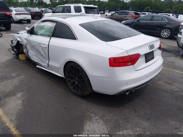 2016 Audi A5 2.0t Premium მანქანა იყიდება აუქციონზე, vin: WAUM2AFRXGA032821, აუქციონის ნომერი: 44962276