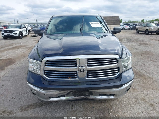 44962308 :رقم المزاد ، 1C6RR7LT5JS332766 vin ، 2018 Ram 1500 Big Horn  4x4 5'7 Box مزاد بيع