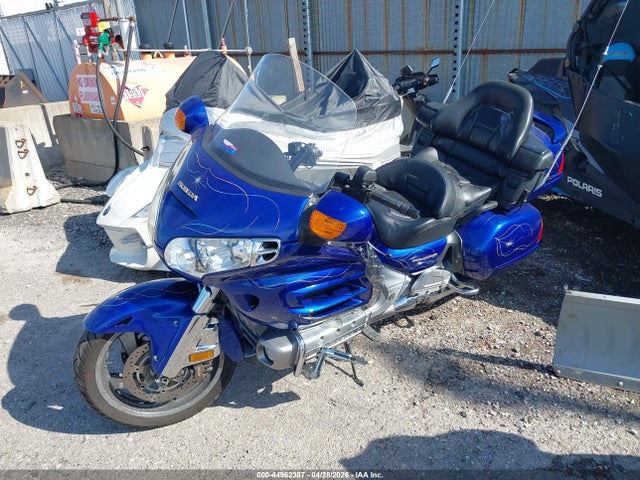 2001 Honda Gl1800 მანქანა იყიდება აუქციონზე, vin: 1HFSC47001A004855, აუქციონის ნომერი: 44962387