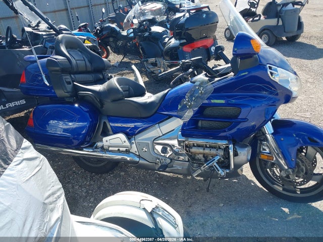 2001 Honda Gl1800 მანქანა იყიდება აუქციონზე, vin: 1HFSC47001A004855, აუქციონის ნომერი: 44962387
