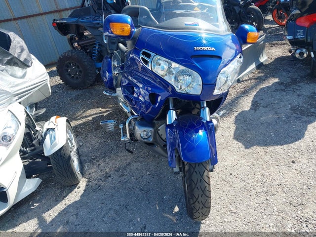 2001 Honda Gl1800 მანქანა იყიდება აუქციონზე, vin: 1HFSC47001A004855, აუქციონის ნომერი: 44962387