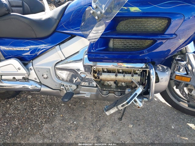 2001 Honda Gl1800 მანქანა იყიდება აუქციონზე, vin: 1HFSC47001A004855, აუქციონის ნომერი: 44962387