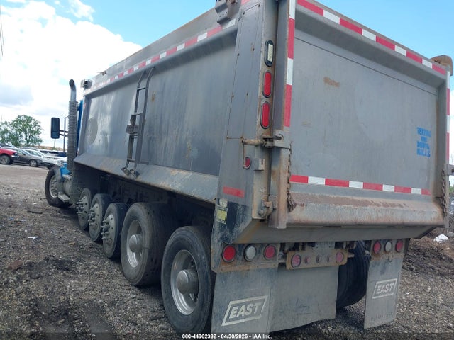 Продажа на аукционе авто 2015 Kenworth Construction T880, vin: 1NKZLP0X5FJ433304, номер лота: 44962392