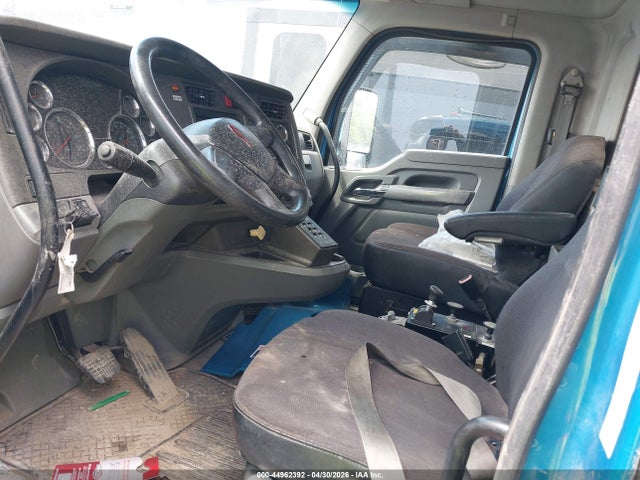 Продажа на аукционе авто 2015 Kenworth Construction T880, vin: 1NKZLP0X5FJ433304, номер лота: 44962392