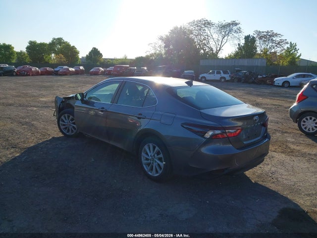 4T1R11AK2RU265921 Toyota CAMRY LE
