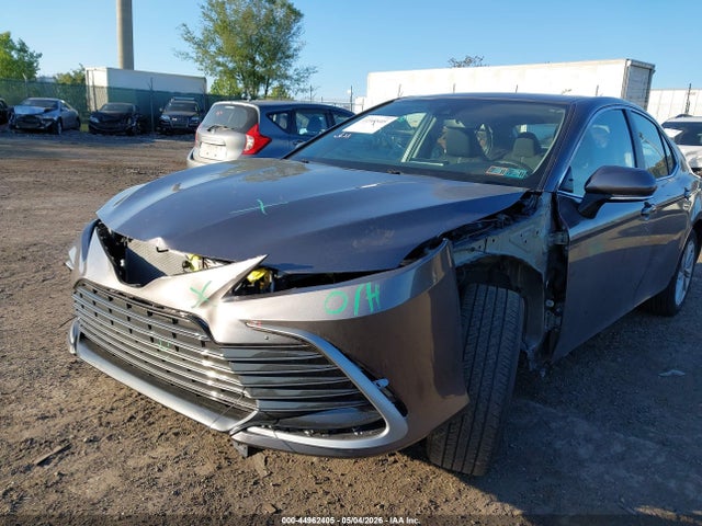 4T1R11AK2RU265921 Toyota CAMRY LE