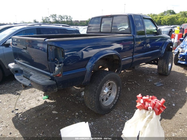 Aukcja sprzedaży 2002 Chevrolet S-10 Ls, vin: 1GCCT19W028178917, numer aukcji: 44962433