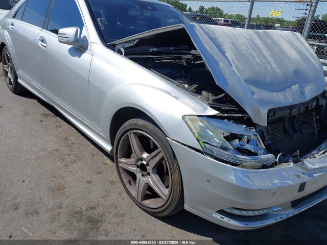 44962453 :رقم المزاد ، WDDNG7BBXBA369248 vin ، 2011 Mercedes-benz S 550 مزاد بيع