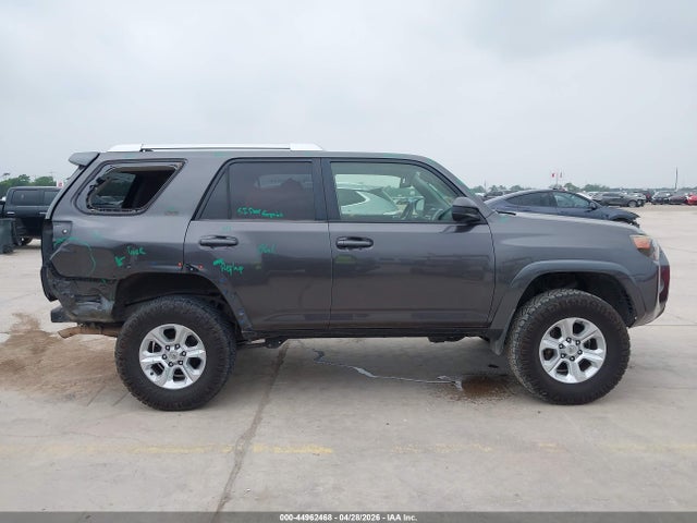 JTEZU5JR2F5093522 Toyota 4RUNNER SR5