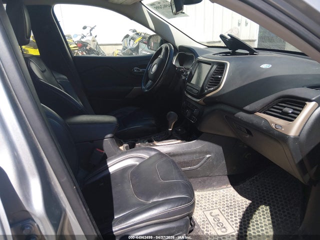 44962499 :رقم المزاد ، 1C4PJMCB1HW575054 vin ، 2017 Jeep Cherokee Latitude 4x4 مزاد بيع