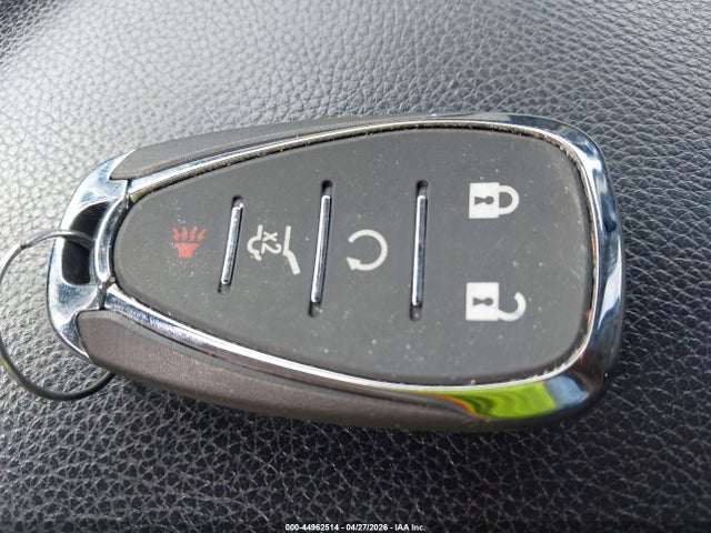 3GNAXJEV4JS593793 Chevrolet EQUINOX LT
