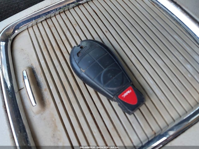 Auction sale of the 2016 Dodge Grand Caravan Sxt, vin: 2C4RDGCG7GR354109, lot number: 44962538