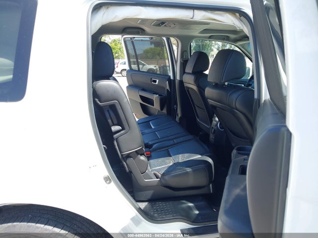 44962563 :رقم المزاد ، 5FNYF4H99CB067729 vin ، 2012 Honda Pilot Touring مزاد بيع