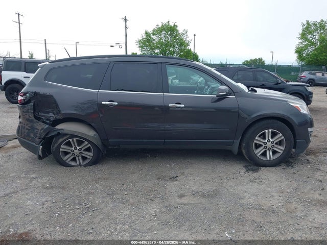 1GNKVHKD8HJ290929 Chevrolet Traverse 2lt