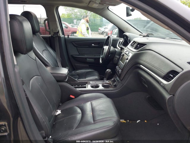 1GNKVHKD8HJ290929 Chevrolet Traverse 2lt