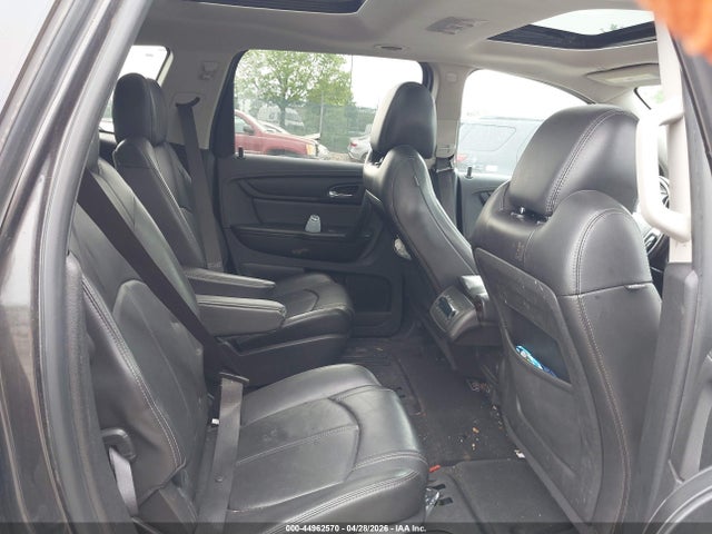 1GNKVHKD8HJ290929 Chevrolet Traverse 2lt