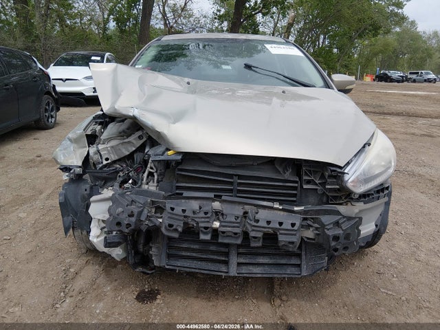 Продаж на аукціоні авто 2016 Ford Focus Se, vin: 1FADP3F28GL203742, номер лоту: 44962580