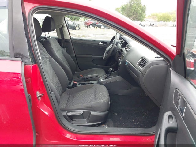 44962594 :رقم المزاد ، 3VW2K7AJ1BM355551 vin ، 2011 Volkswagen Jetta 2.0l S مزاد بيع