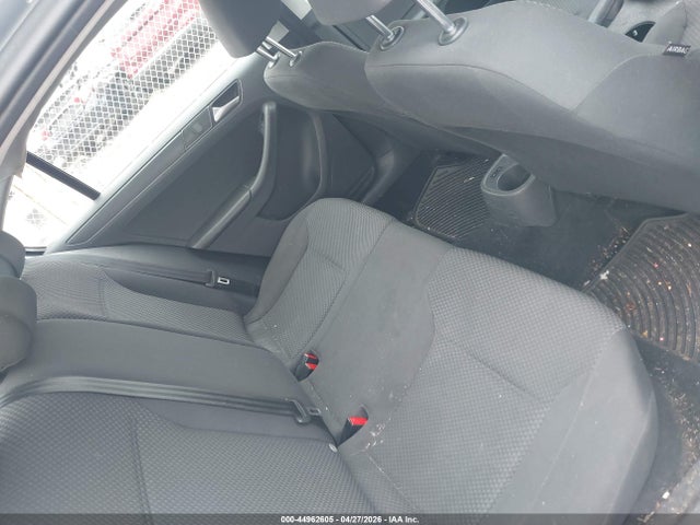 Продаж на аукціоні авто 2013 Volkswagen Jetta 2.0l S, vin: 3VW2K7AJ9DM218750, номер лоту: 44962605