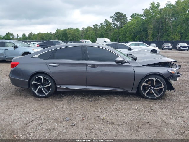 Auction sale of the 2018 Honda Accord Touring 2.0t, vin: 1HGCV2F9XJA028921, lot number: 44962634