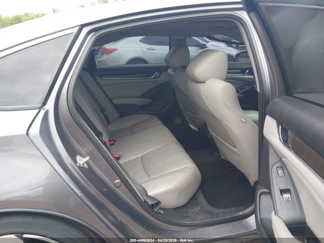 Auction sale of the 2018 Honda Accord Touring 2.0t, vin: 1HGCV2F9XJA028921, lot number: 44962634