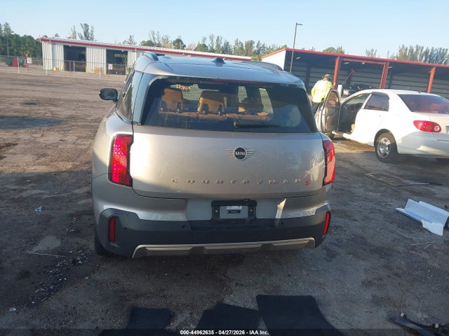 44962635 :رقم المزاد ، WMZ23GA08S7P84364 vin ، 2025 Mini Countryman Cooper S مزاد بيع