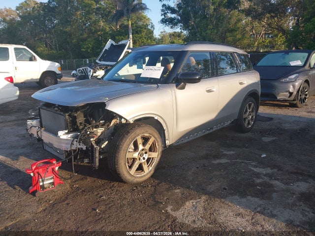 44962635 :رقم المزاد ، WMZ23GA08S7P84364 vin ، 2025 Mini Countryman Cooper S مزاد بيع