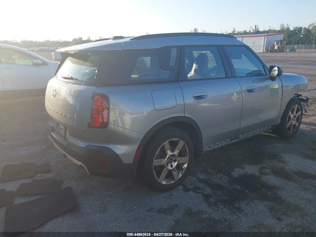 44962635 :رقم المزاد ، WMZ23GA08S7P84364 vin ، 2025 Mini Countryman Cooper S مزاد بيع
