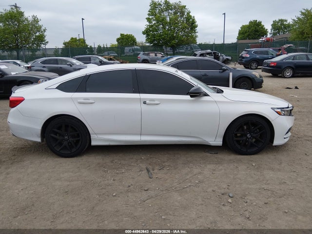 Продажа на аукционе авто 2018 Honda Accord Sport, vin: 1HGCV1F3XJA167954, номер лота: 44962643