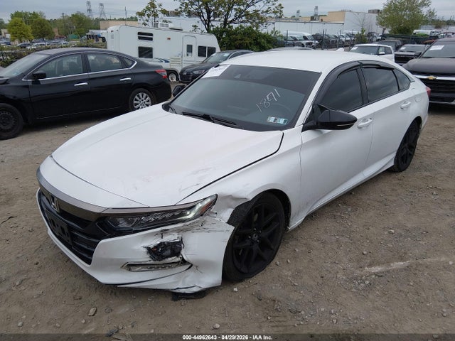 Продажа на аукционе авто 2018 Honda Accord Sport, vin: 1HGCV1F3XJA167954, номер лота: 44962643