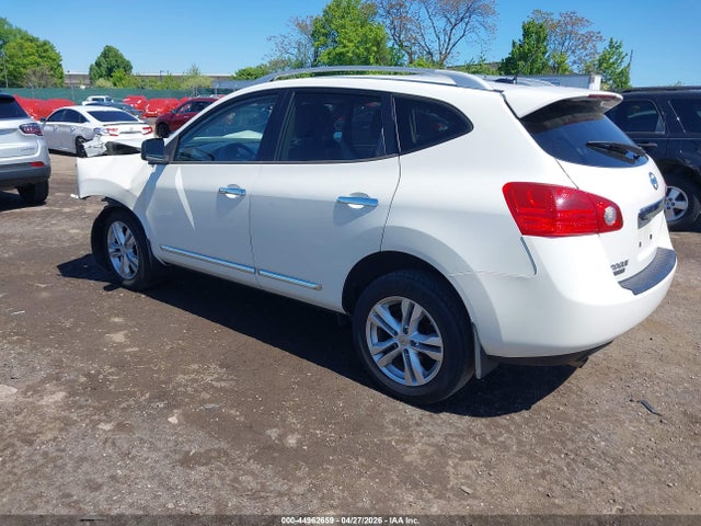 JN8AS5MT4FW158870 Nissan Rogue Select S