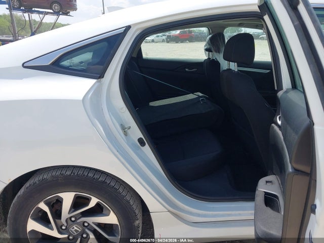 Aukcja sprzedaży 2018 Honda Civic Ex, vin: 19XFC2F78JE035587, numer aukcji: 44962670