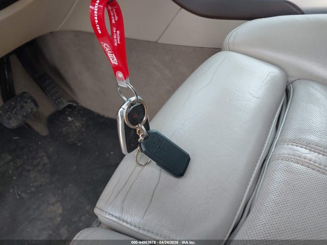 44962678 :رقم المزاد ، 3GYFNFE3XFS527587 vin ، 2015 Cadillac Srx Performance Collection مزاد بيع