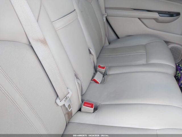 44962678 :رقم المزاد ، 3GYFNFE3XFS527587 vin ، 2015 Cadillac Srx Performance Collection مزاد بيع