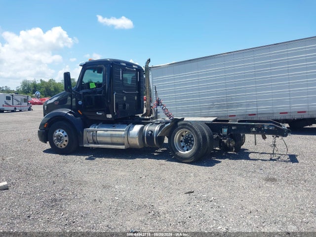 2015 Peterbilt 579 მანქანა იყიდება აუქციონზე, vin: 1XPBDP9X1FD256735, აუქციონის ნომერი: 44962718
