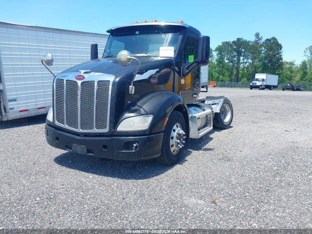 2015 Peterbilt 579 მანქანა იყიდება აუქციონზე, vin: 1XPBDP9X1FD256735, აუქციონის ნომერი: 44962718