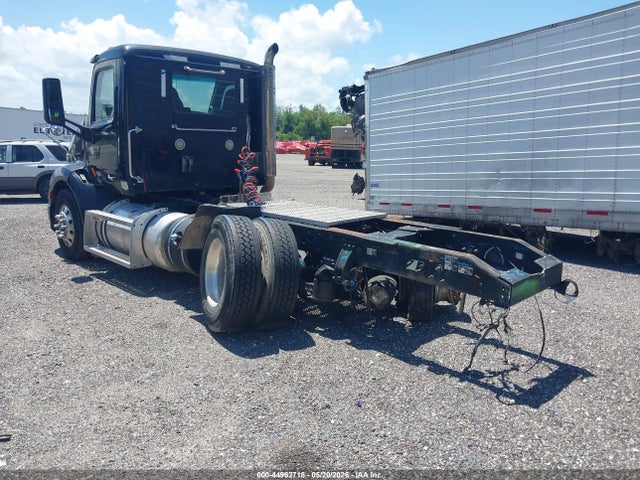 2015 Peterbilt 579 მანქანა იყიდება აუქციონზე, vin: 1XPBDP9X1FD256735, აუქციონის ნომერი: 44962718
