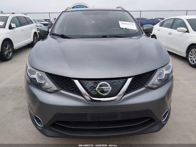 JN1BJ1CP2JW158197 Nissan Rogue Sport Sl