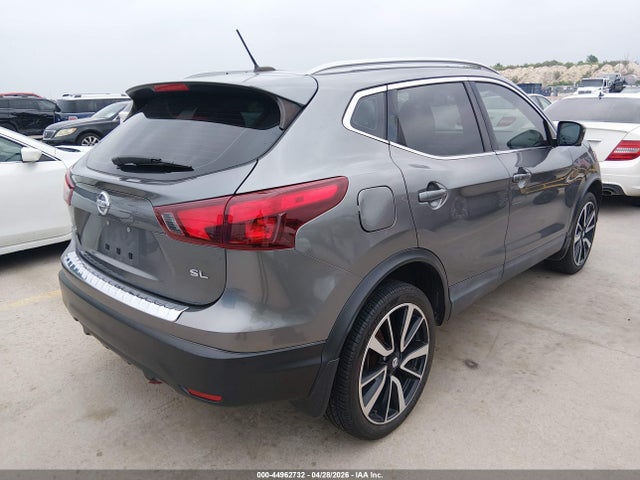 JN1BJ1CP2JW158197 Nissan Rogue Sport Sl