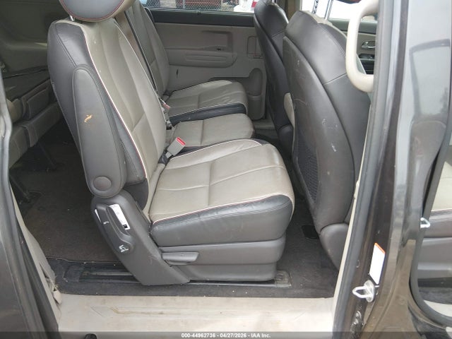 2017 Kia Sedona Lx მანქანა იყიდება აუქციონზე, vin: KNDMB5C19H6283780, აუქციონის ნომერი: 44962736