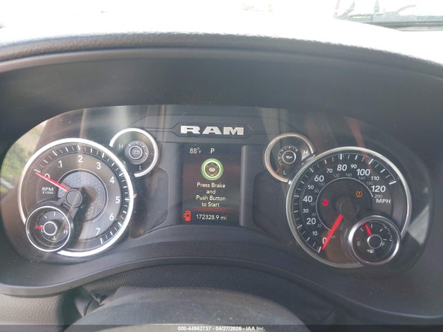 Продажа на аукционе авто 2021 Ram 1500 Big Horn  4x2 5'7 Box, vin: 1C6RREFT9MN769821, номер лота: 44962737