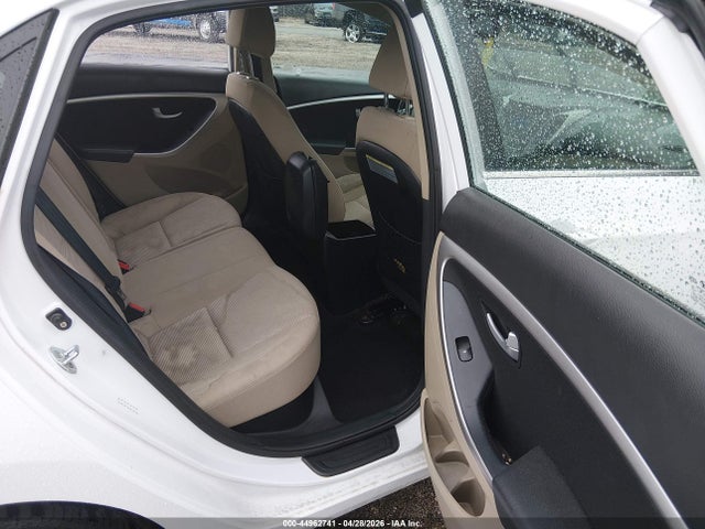Продажа на аукционе авто 2016 Hyundai Elantra Gt, vin: KMHD35LHXGU269600, номер лота: 44962741