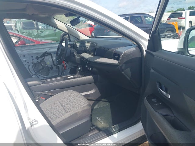 2025 Nissan Kicks Sv Fwd მანქანა იყიდება აუქციონზე, vin: 3N8AP6CA8SL381274, აუქციონის ნომერი: 44962756